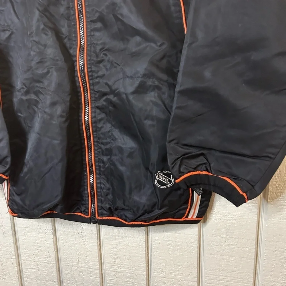 Reebok NHL Philadelphia Flyers Boys Full Zip Jacket, size Medium (10-12).